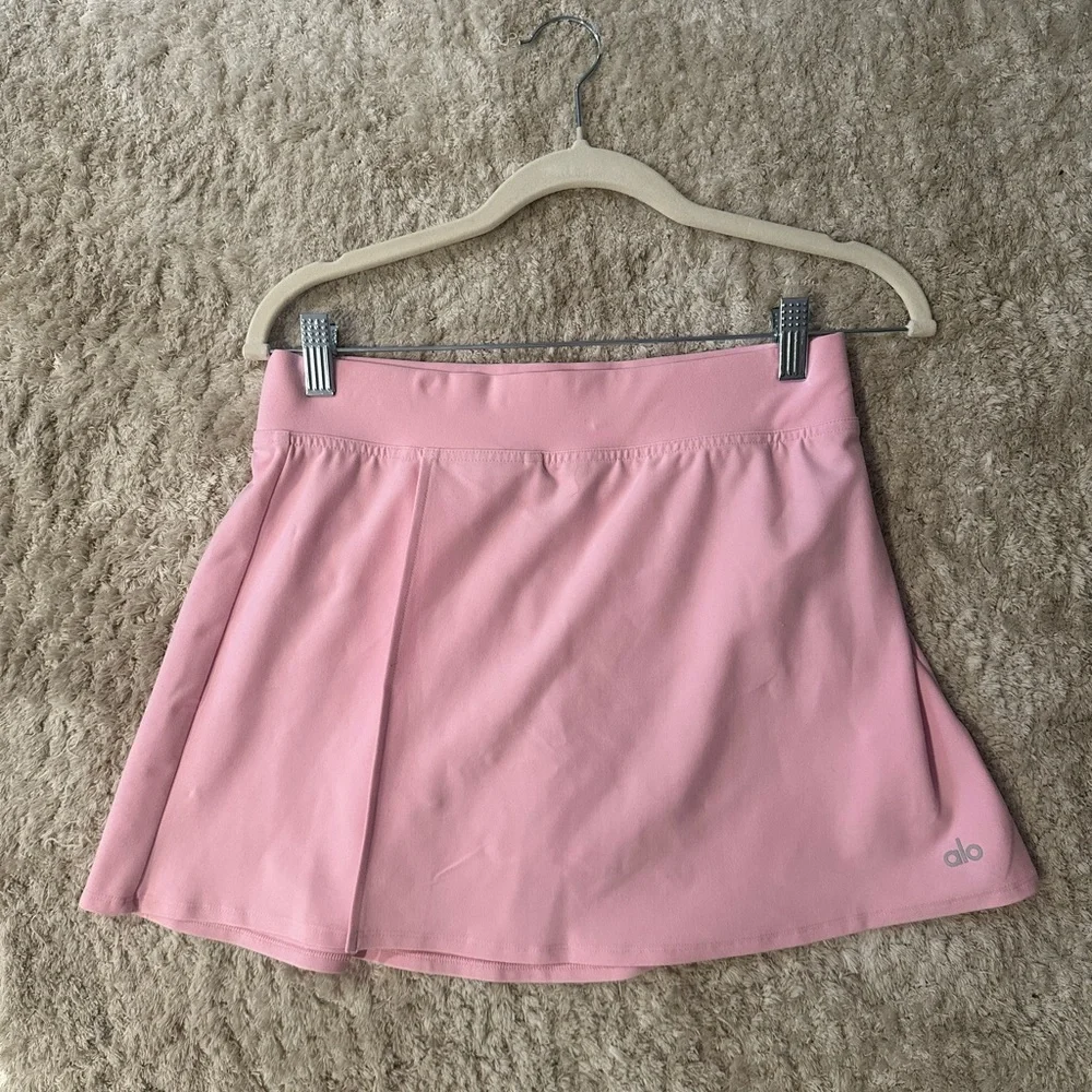 Alo Alosoft Backspin Skirt in Sweet Pink